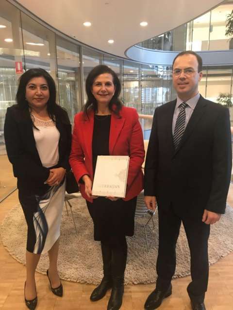 Azerbaijan, Australia mull prospects for political, economic co-op
