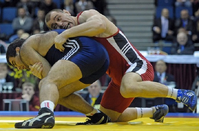 Azerbaijani wrestler in semifinals at Rio 2016 - UPDATED