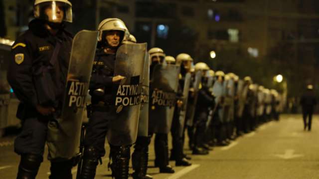 Youths in Greece attack police with gas bombs