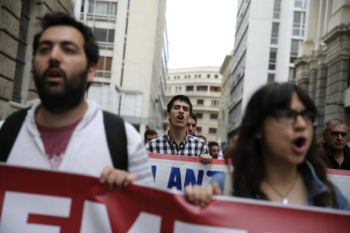 Greeks join nationwide strike over new round of bailout reforms
