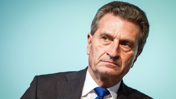 Oettinger entschuldigt sich für abfällige Äußerungen über Chinesen-VIDEO