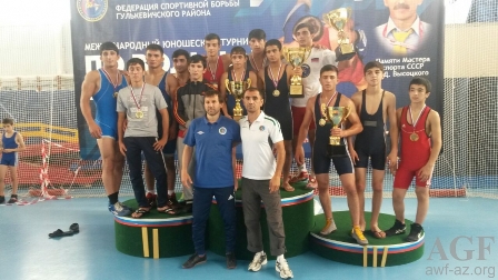 Güləşçilərimiz Rusiyada 9 medal qazandı