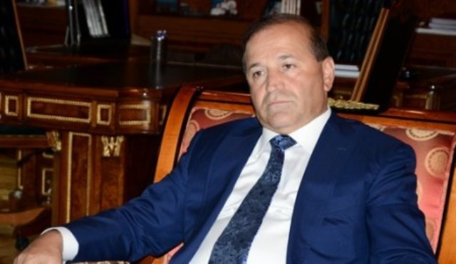 Hacı İbrahim nazirliyi məhkəməyə verdi
