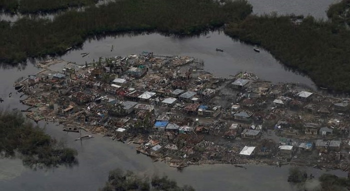 El huracán Matthew deja más de 300 muertos en Haití y se ensaña ahora en EEUU