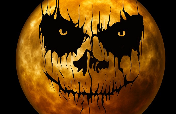 Un homme arrêté pour son déguisement d`Halloween