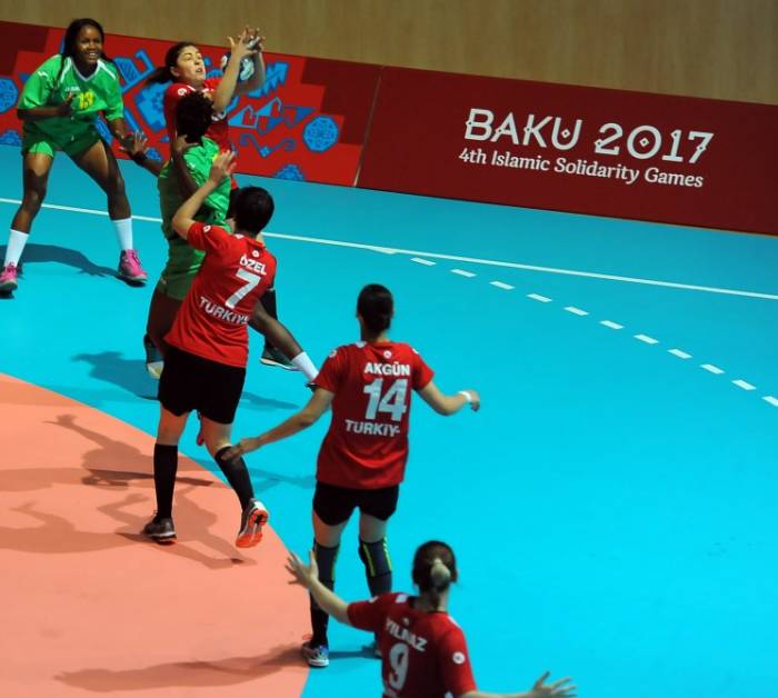 Handball Baku-2017: Aserbaidschan trifft im Finale auf Türkei