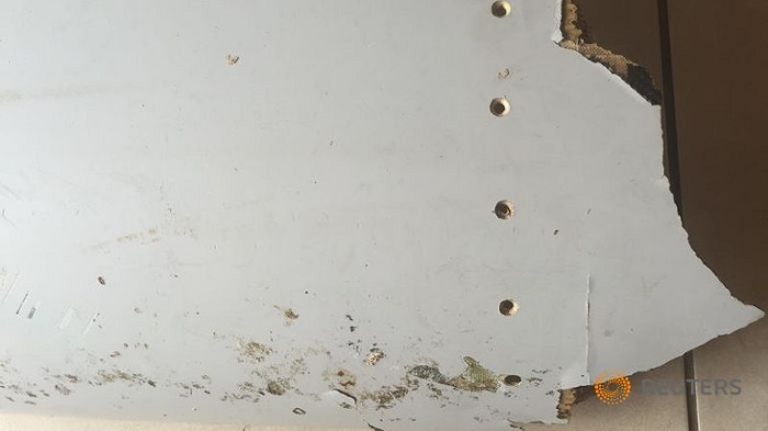 South African teen finds suspected piece of missing MH370 plane