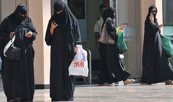 Saudi Arabian women banned from Starbucks