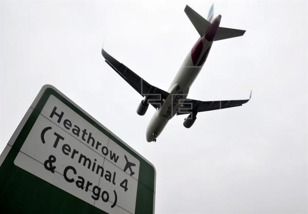 Personal de 18 aeropuertos británicos hará huelga el 23 y 24 de diciembre