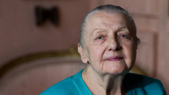 Mort à 92 ans d'Hélène Martini, "impératrice de la nuit" parisienne