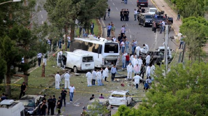 Diyarbakir: tres muertos y 48 heridos en el atentado terrorista