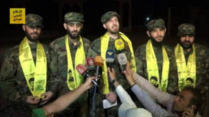 Les cinq combattants du Hezbollah libérés en Syrie sont arrivés à Qaa