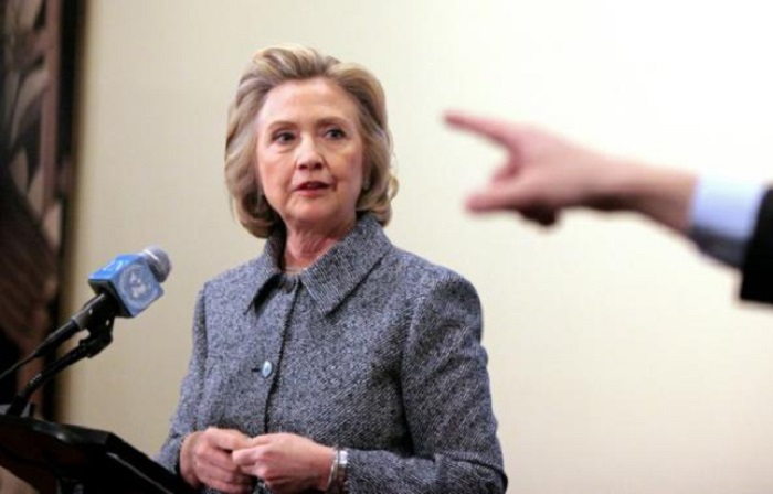 Le FBI confirme enquêter sur les emails d`Hillary Clinton