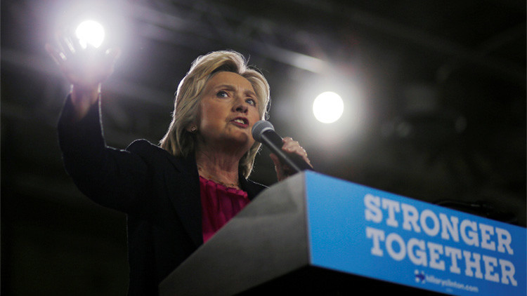 ¿Política nacional en venta?: Hillary Clinton recibió millones de dólares 