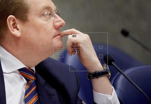 Dimite el ministro de Justicia de Holanda a dos meses de las elecciones