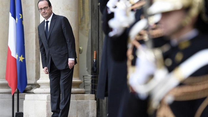 Hollande devrait annoncer le 10 décembre s`il est candidat à la présidentielle