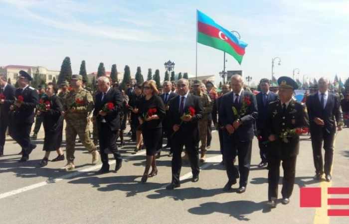 
En Horadiz se sostuvo la marcha al honor del aniversario de la victoria de los combates de abril-Foto