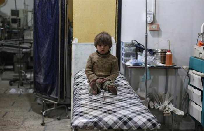 Air strike destroys hospital in Idlib's Maaret al-Numan