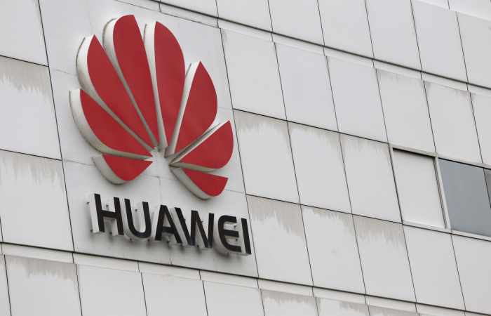 Huawei plans to move US research centres to Canada amid US crackdown