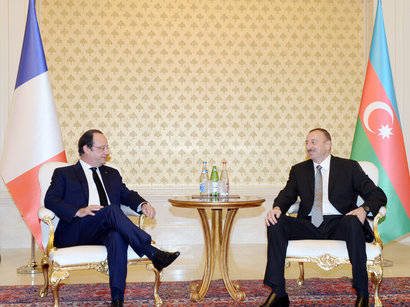 Azerbaijani, French presidents meet at Elysee Palace in Paris