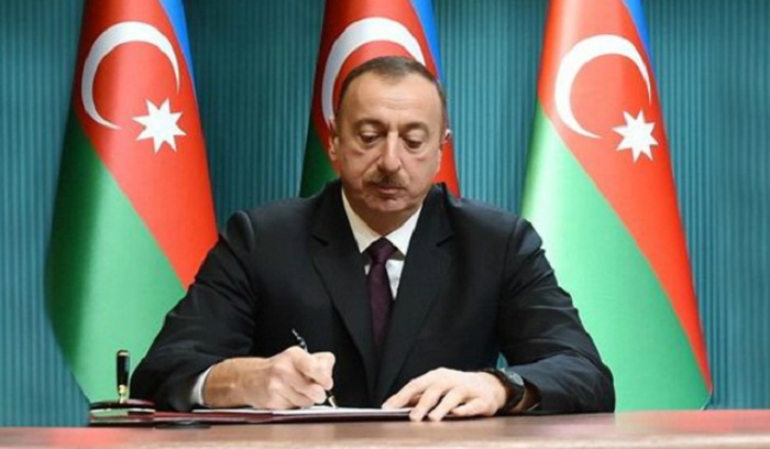 Ilham Aliyev da el pésame a Castro