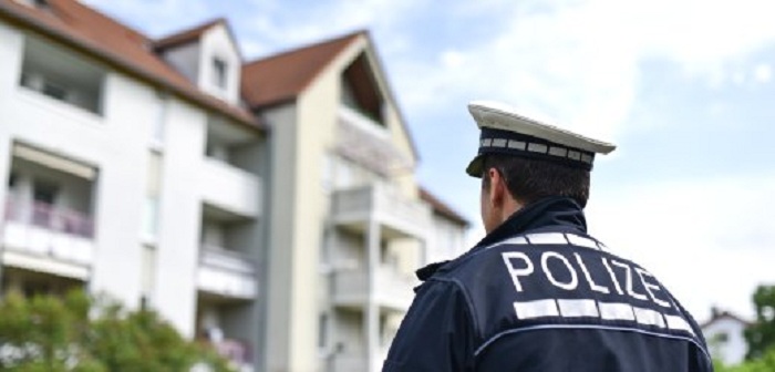 Chippendale-Cops: Feiernde Frauen verwechseln Polizisten mit Strippern