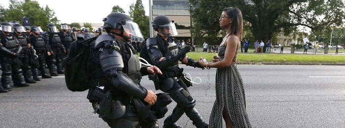 Fotograf über US-Polizeigewalt: “Sie hat nichts gesagt. Sie hat sich nicht widersetzt.“