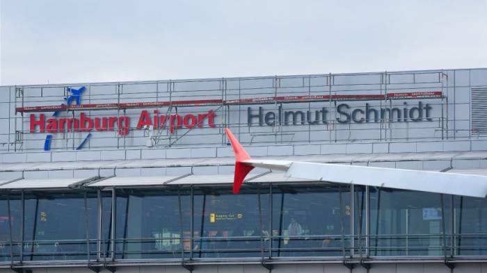 Flughafen wegen Personen im Rollfeld kurzzeitig gesperrt