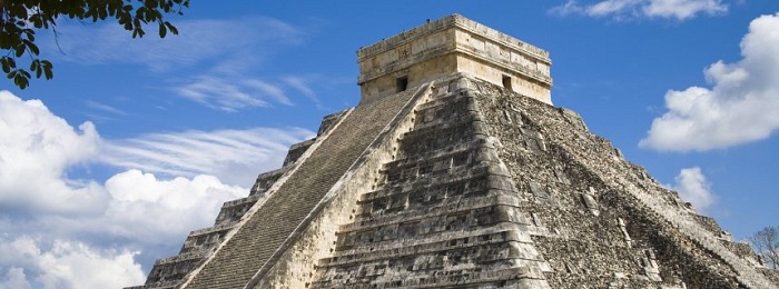 Pyramide unter Pyramiden entdeckt