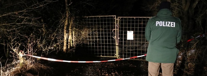 Mann entdeckt sechs tote Teenager in Gartenlaube