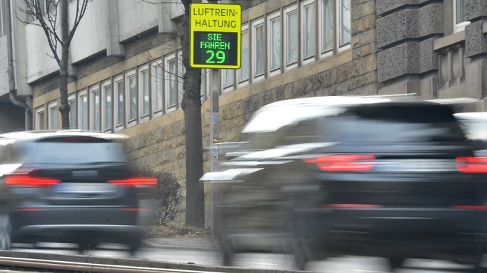 Stuttgart verhängt Fahrverbot für ältere Diesel