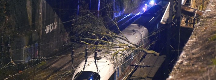 Sturmtief sorgt für Chaos im Westen