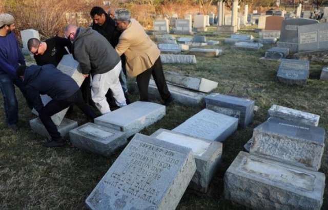 Unbekannte schänden jüdischen Friedhof