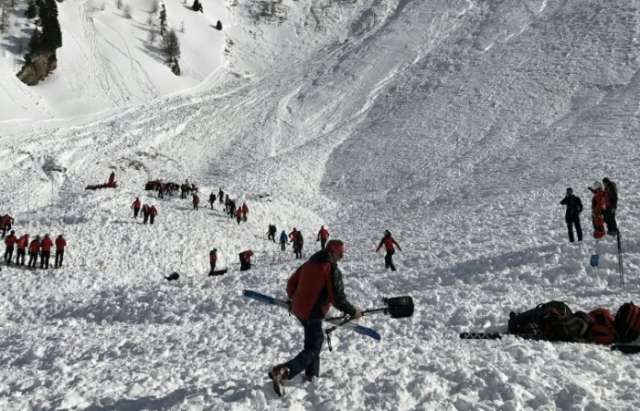 Lawine tötet drei Wintersportler