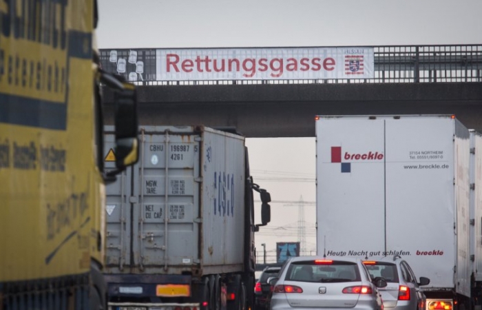 Feuerwehr geht gegen Dutzende Rettungsgassen-Blockierer vor