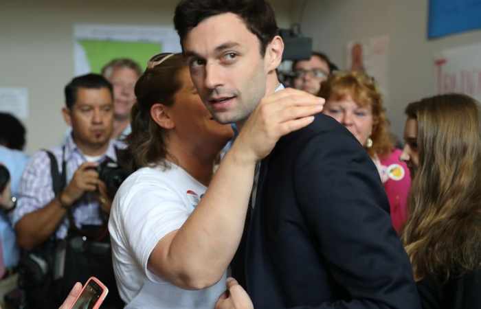 Demokraten-Star Ossoff verpasst Sieg - und darf trotzdem jubeln