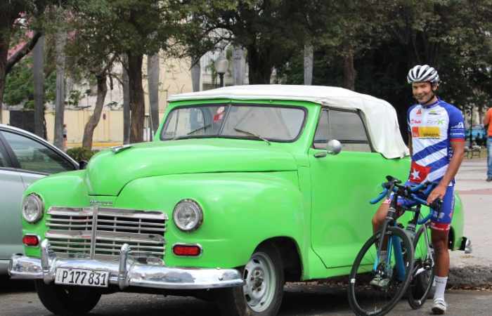 Extremradler durchquert Kuba in zwei Tagen