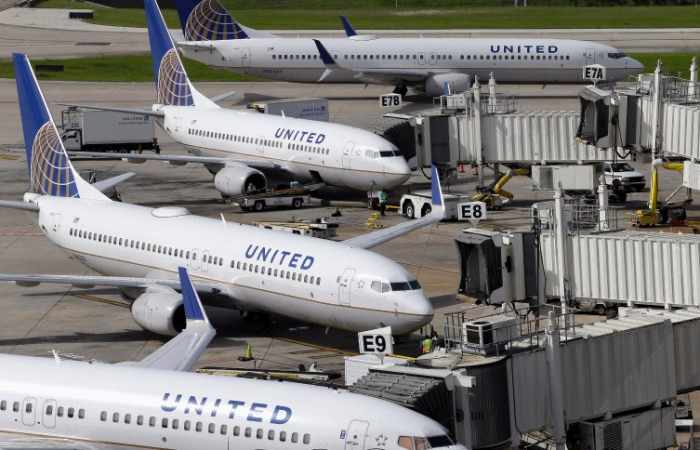 United Airlines bietet Passagieren künftig bis zu 10.000 Dollar