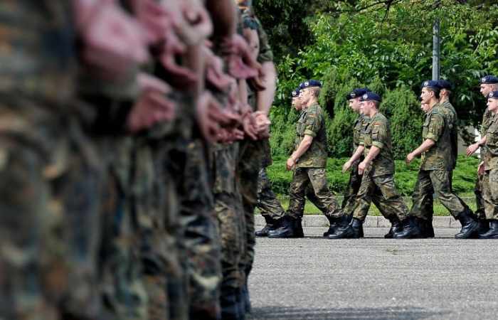 Bundeswehr hatte schon 2014 Hinweise auf rechte Gesinnung von Franco A.