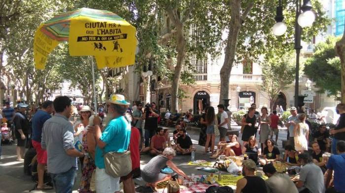 Proteste in Spanien "Tourist go home!"