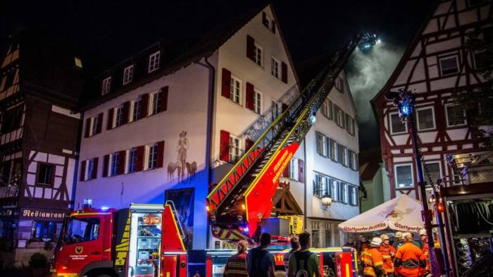 Brand in Sozialunterkunft - Tote und Schwerverletzte