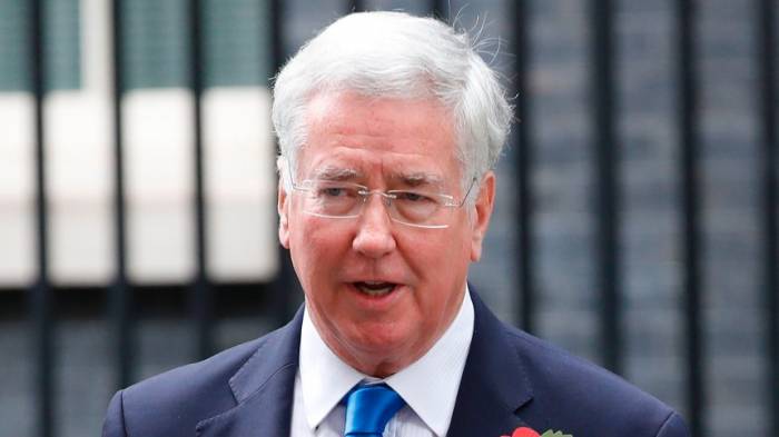Britischer Verteidigungsminister Fallon tritt zurück