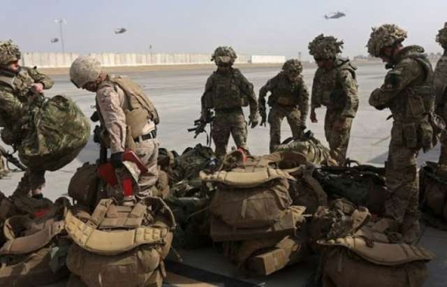 Syrie: les Etats-Unis déploient des canons des Marines