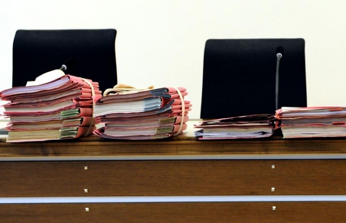 Lehrerin kassierte 77.000 Euro Gehalt zu viel
