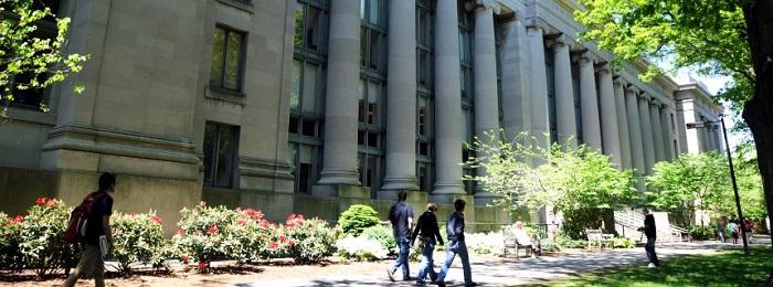 Harvard sperrt Fußballteam wegen Sexismus