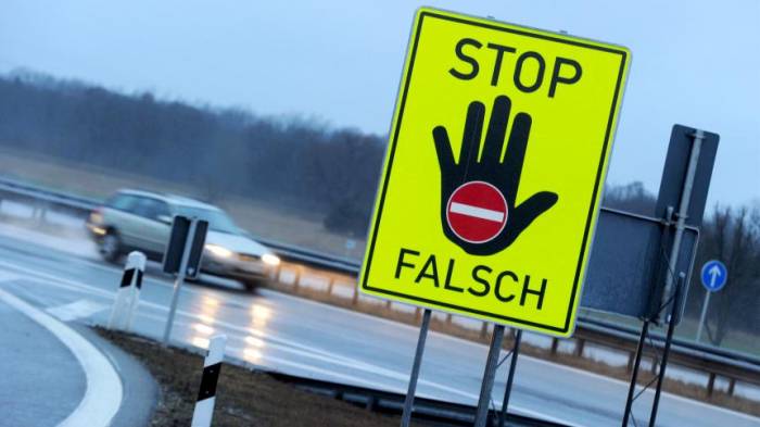 Ein Toter und zwei Verletzte bei Geisterfahrt in Hessen