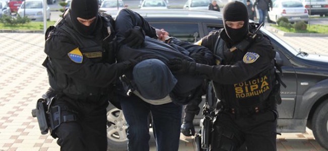 Bosnie: arrestation de 8 Serbes pour le massacre de 120 Bosniaques