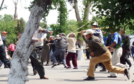 Taciklərlə Qırğızlar müharibə ərəfəsində