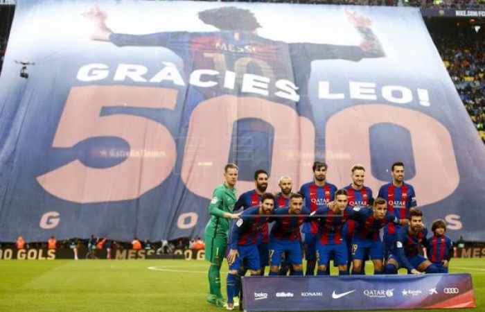 "Gracias Leo", la pancarta del Camp Nou para celebrar los 500 goles de Messi