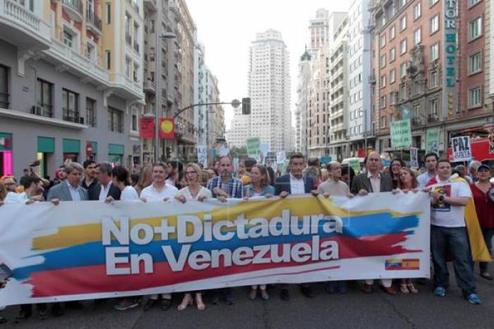 La oposición venezolana pide en Madrid elecciones libres y libertad para los presos